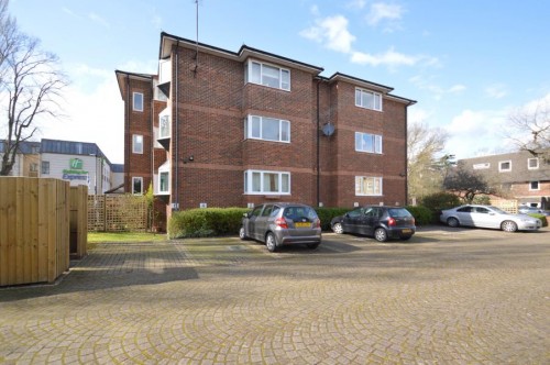 Arrange a viewing for Warwick Court, Windsor
